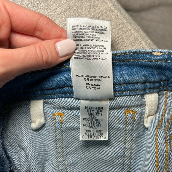 MOTHER The Pocketbook Hustler Roller Heel in This Is Just My Day Job Size 25 - Picture 14 of 16